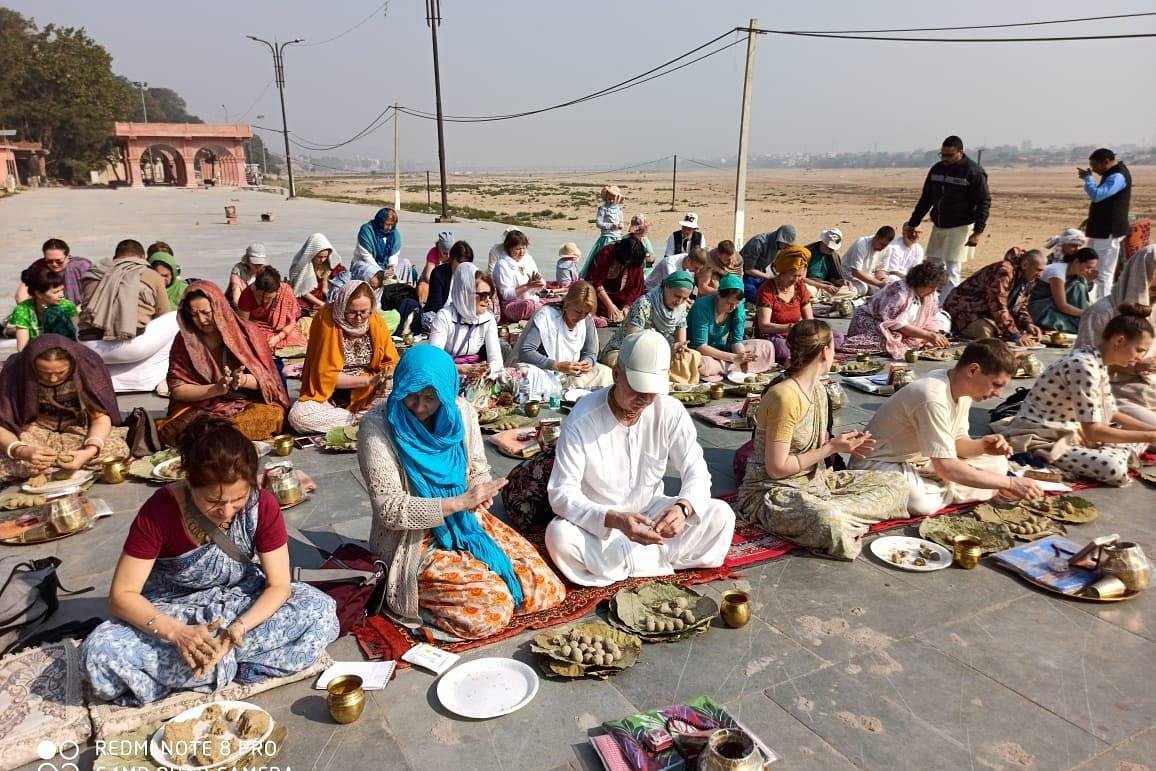 पितृपक्ष में पितरों के लिए मंत्र और स्तोत्र